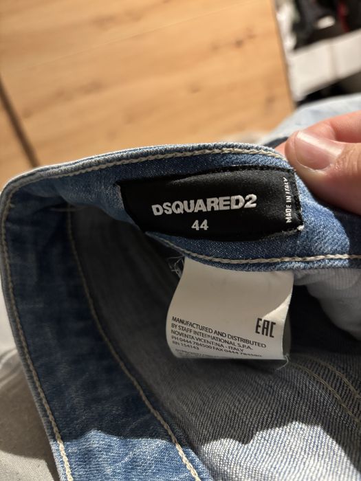 Дънки на DSQUARED2