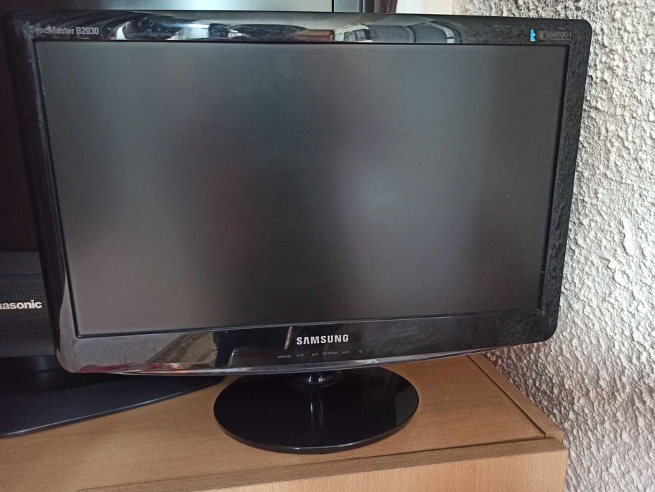 Монитор компьютерный