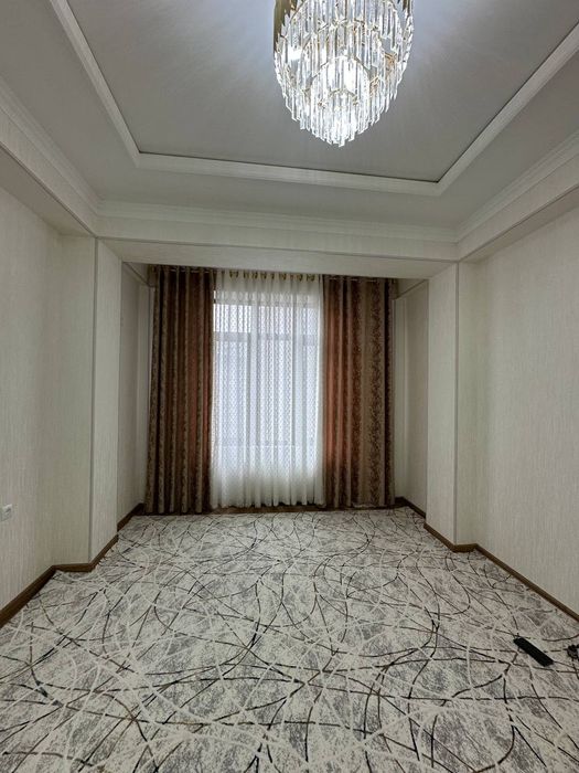 Sotiladi China haus navostroyka. 2/7/9. Yashnobod