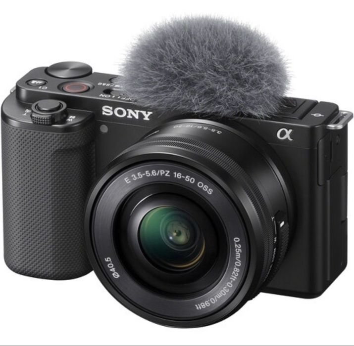 Камера Sony ZVE-10 (kit 18-55)