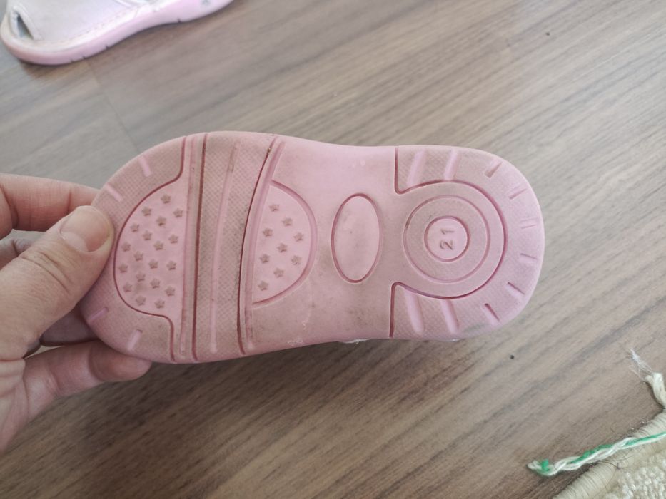 Продам Детский обувь