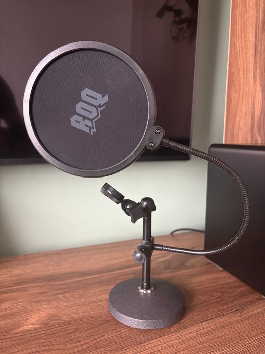 Audio Technica AT2020 + Suport de masă și filtru pop