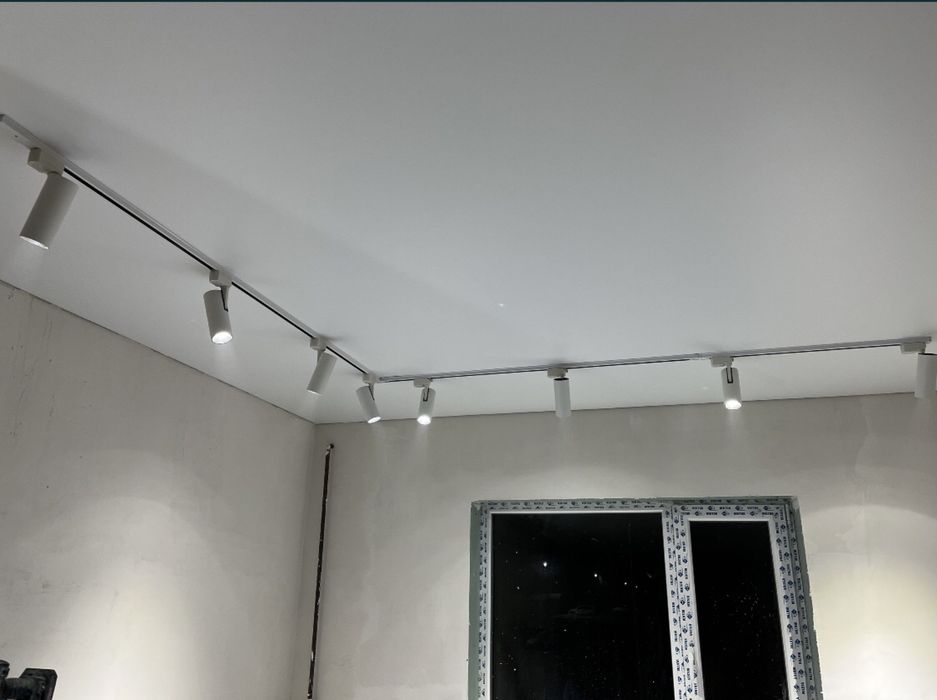 Натяжные потолки