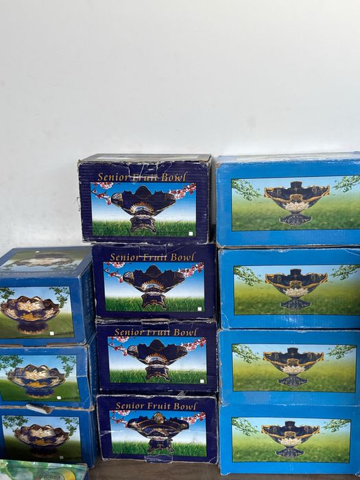 Yengi idishlar sotiladi olingan lekin ishlatilinmagan