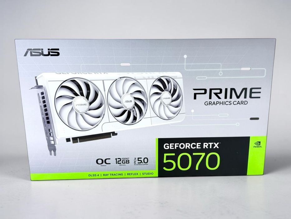 ASUS Prime GeForce RTX 5070 OC White 12GB GDDR7 ЧИСТО НОВА!