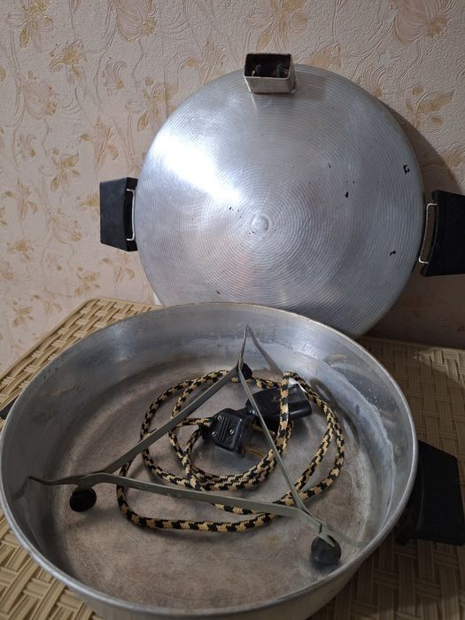 Чудо печь ссср продам.