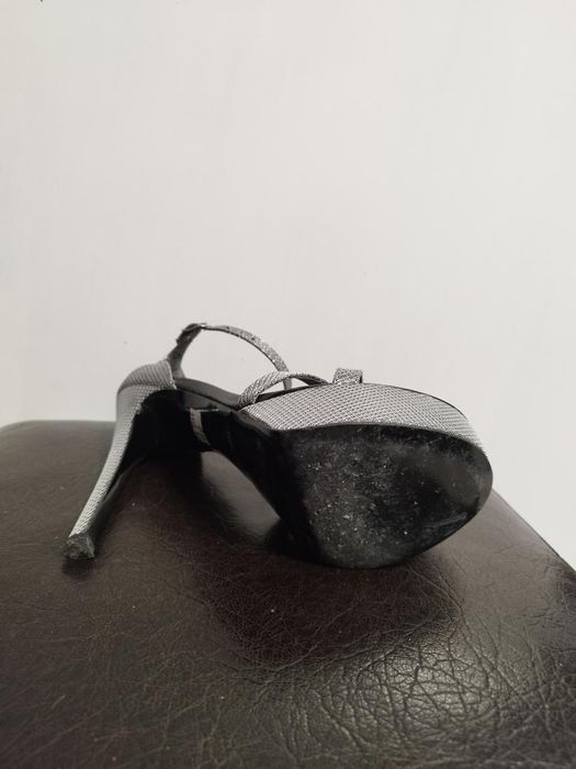 Сандали подходящи за бал