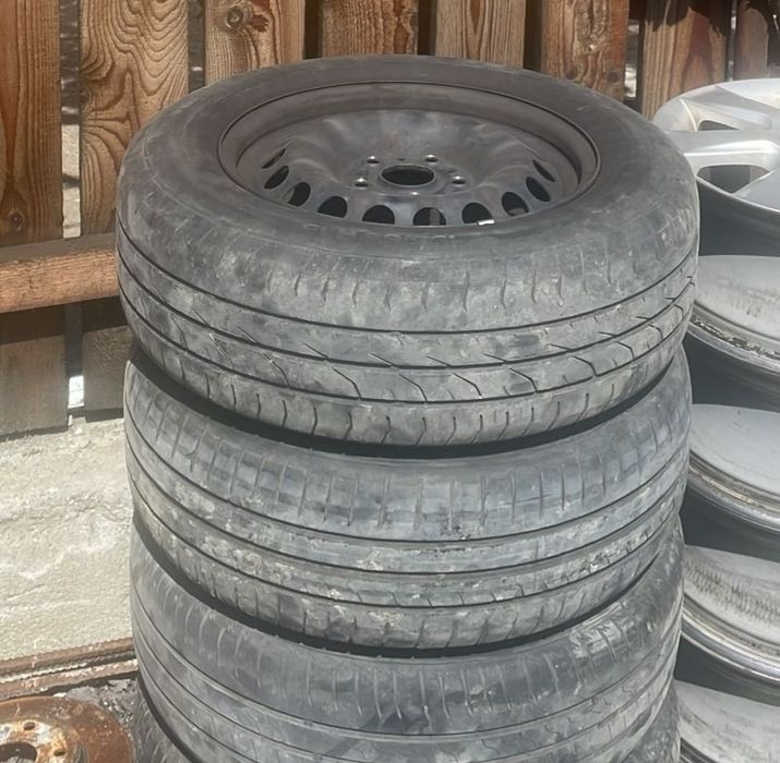 Set jante 5x112 r15Jante Skoda Octavia 2 5x112 R16 R15
Se potrivesc pe mai multe modele din 5x112 r15 vag detalii la telefo