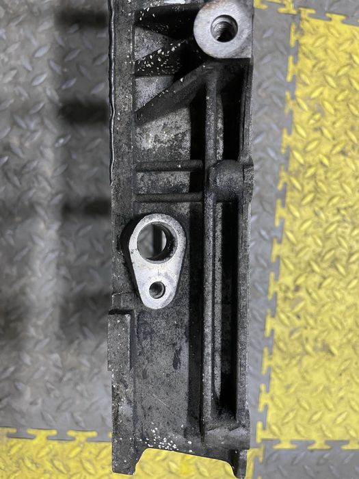 Головка блока, постель распредвалов Форд транзит