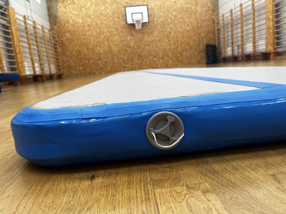 Airtrack Saltea gimnastică gonflabilă cu pompă  600x100x10cm PVC