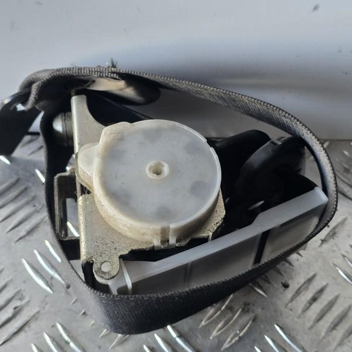 Centura de siguranta dreapta fata Opel Signum facelift