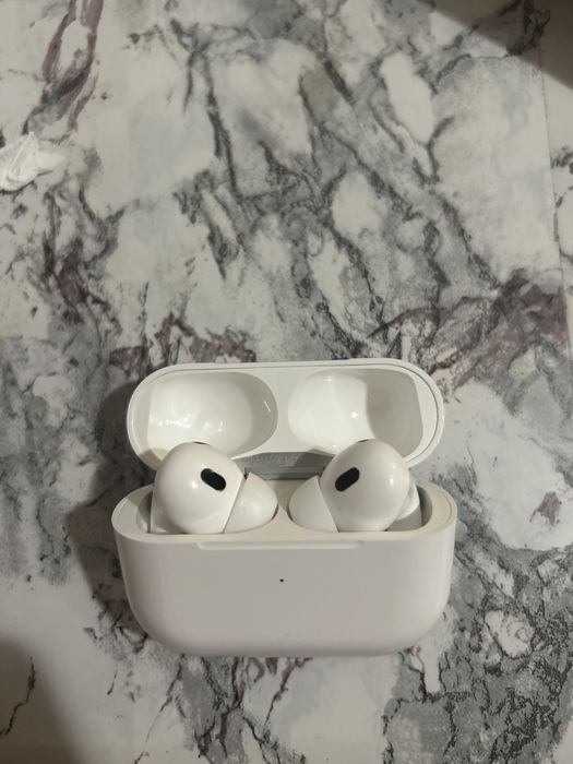 AirPods 3 pro.