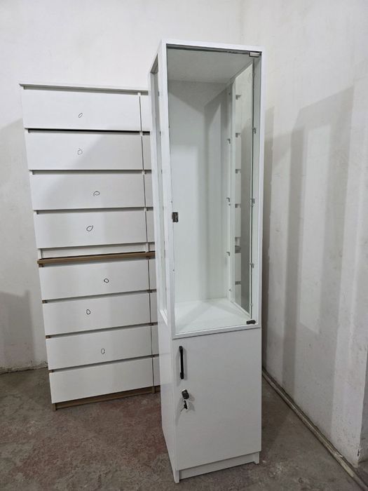 Пенал шкаф для салона красоты и косметологии