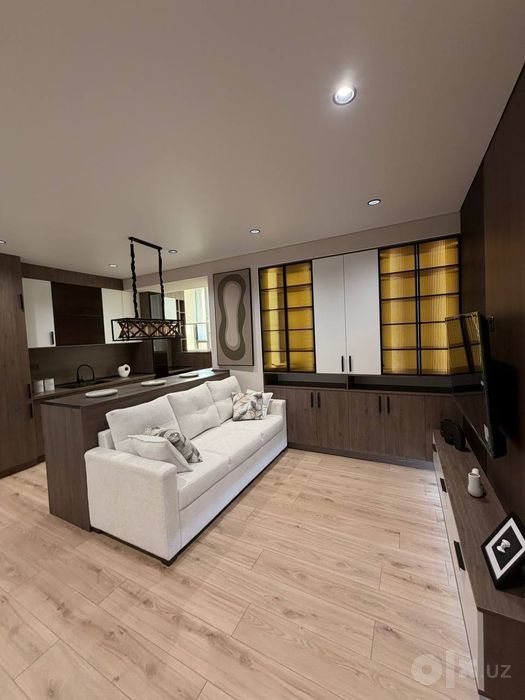 Продается 3х ком квартира, ориентир: ул. Нукусская пос-во России, 65м²