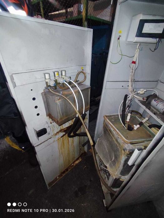 автоматы газ. воды б/у