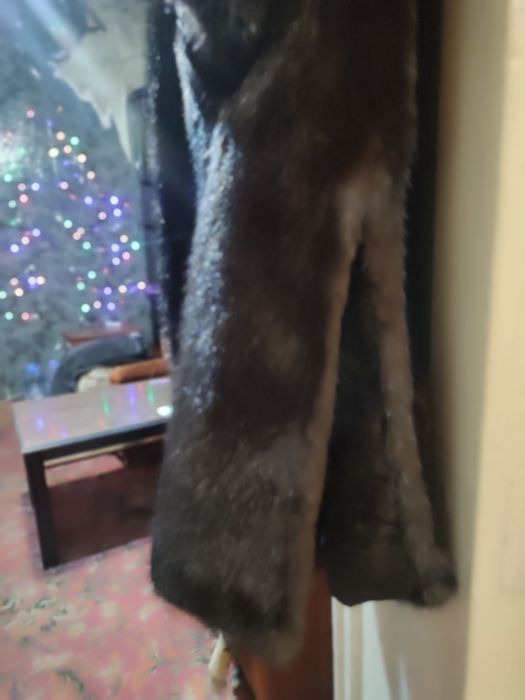Продам норковую шубу