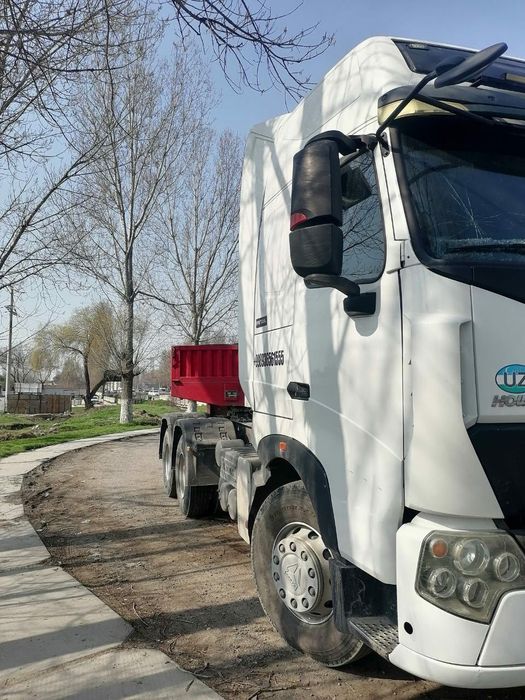 Тягач HOWO А7 Бухара