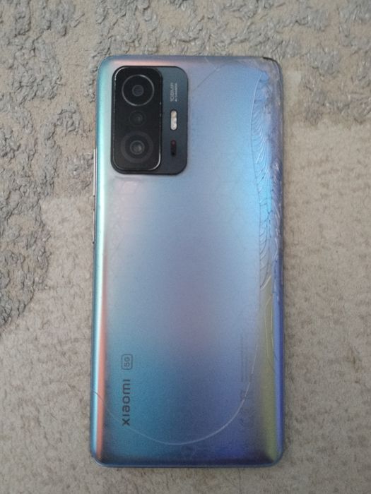 Xiaomi 11T 5G отличный