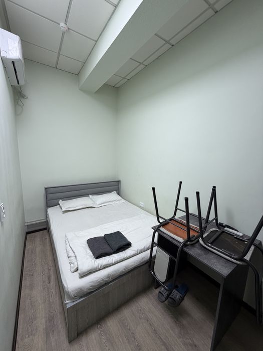 BEZZAKS Hotel Hostel Mexmonxona