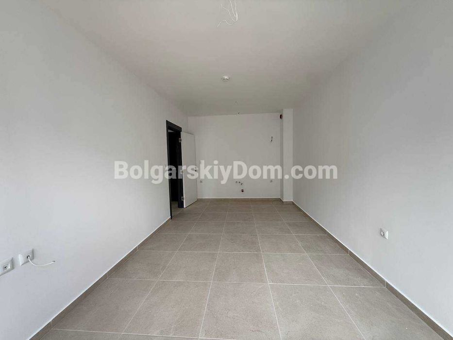 Продава се Двустаен апартамент в Свети Влас - 52 кв.м за 1177 €/кв.м - Снимка #2