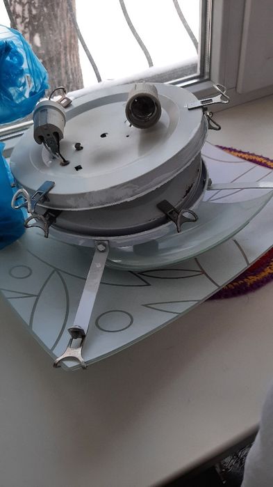 4 светильника за 2000т.