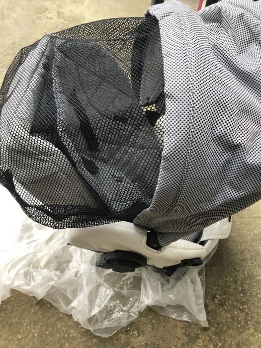 Бебешка количка 2в1 + кошче за кола