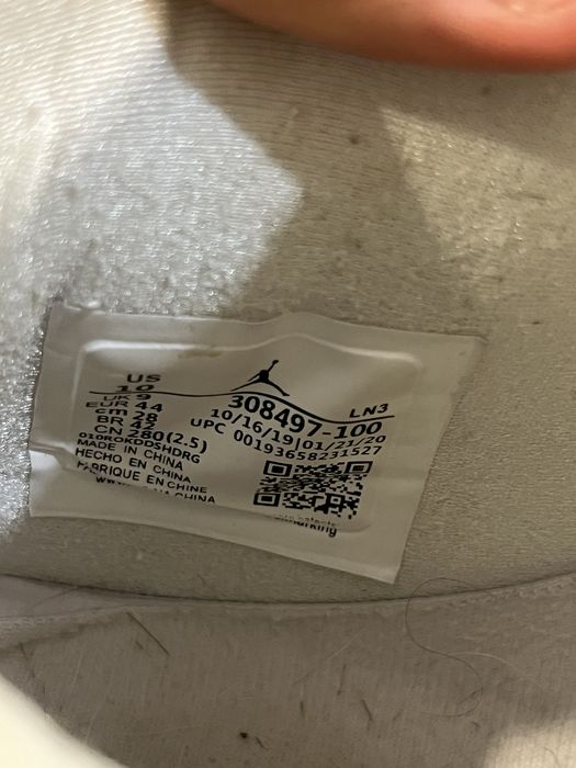 Air Jordan 4 Pure Money