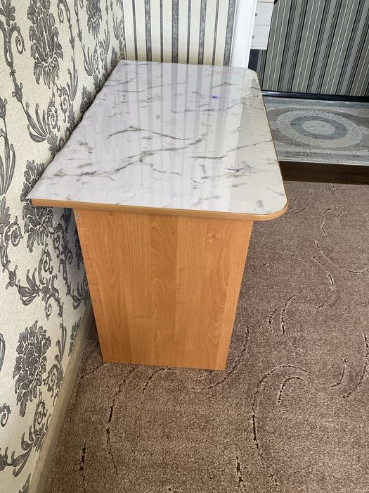 Продам письменный стол