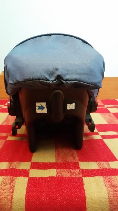 Преносим бебешки стол от 0-13 кг . за кола