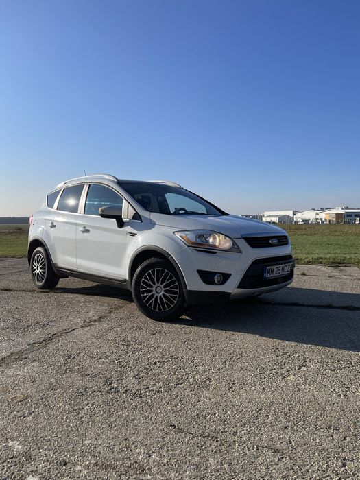 Ford Kuga Titanium 2.0 Diesel 140 Cp 2x4