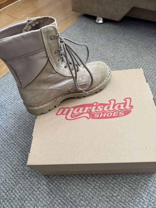 Bocanci militari vara-iarna