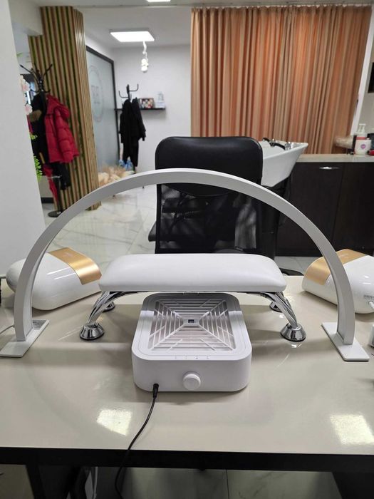 LED настолна лампа полумесец!В гаранция!