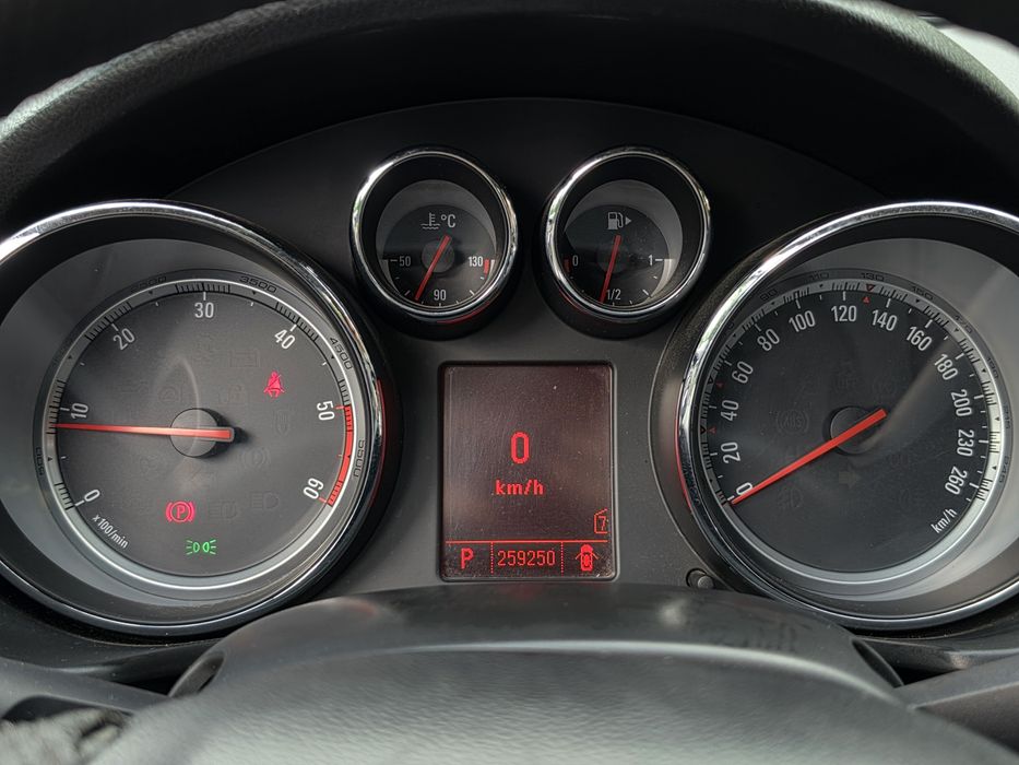 OPEL Insignia 2010 — imagine 5