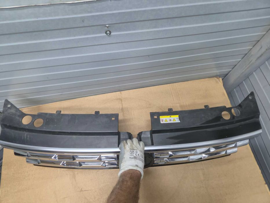 Grila bara VW Tiguan An 2016 - 2019 cod 5NN853653