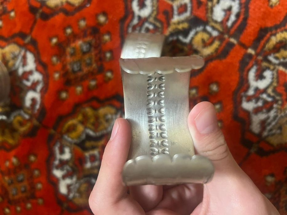 Старинные серебряные браслеты