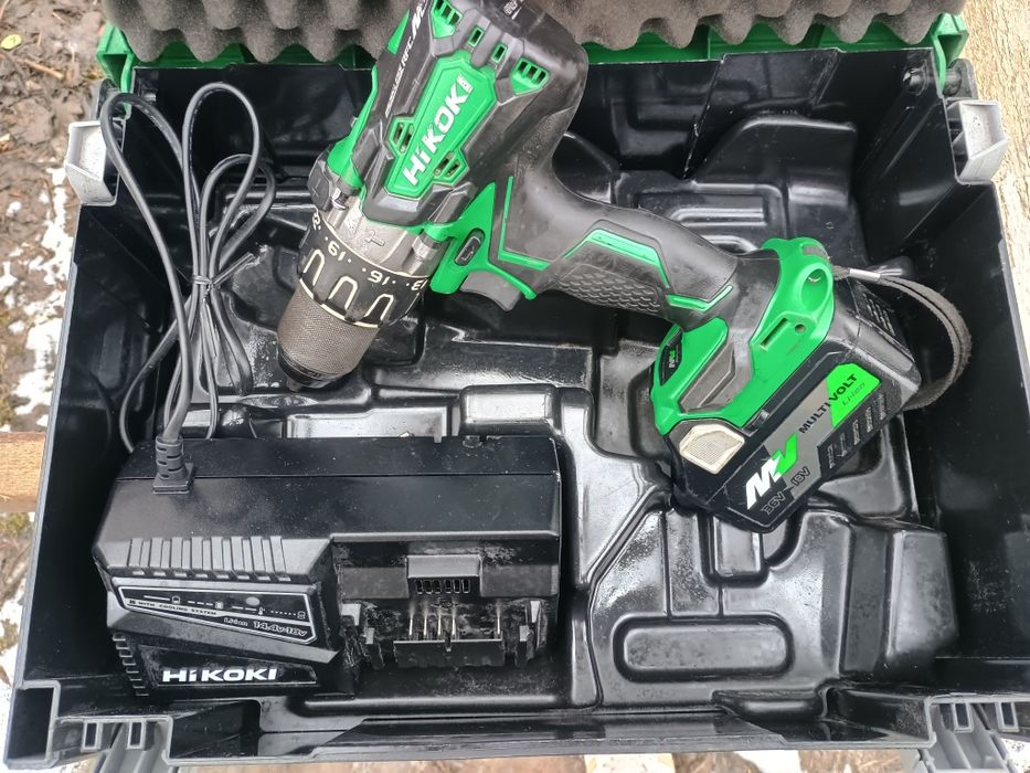 Filetanta hikoki dv36da , baterie 5 ah,cutie,incarcator