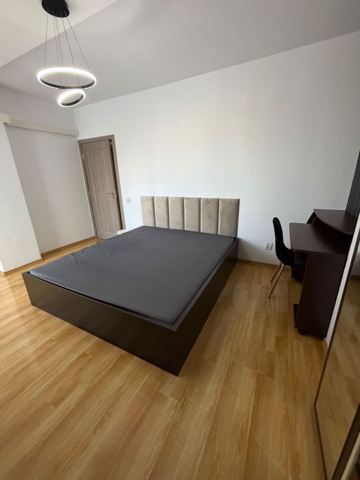 Apartament 3 camere în centru