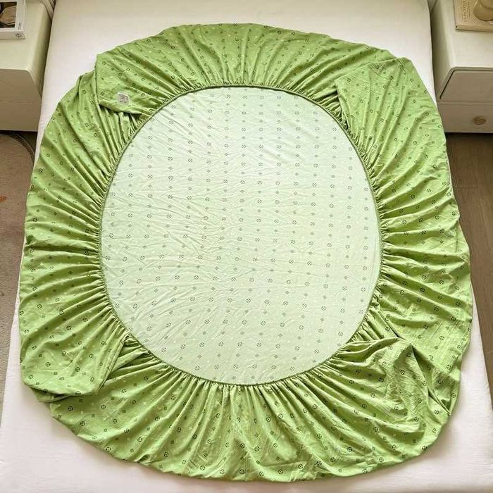 пастель и простыня / Yotoqxona uchun choyshablar