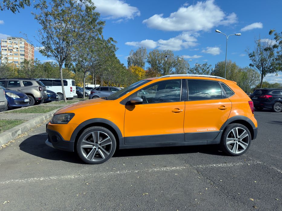 VOLKSWAGEN Polo 2010 — imagine 2
