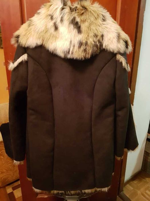 Продам натур.легкую дубленку