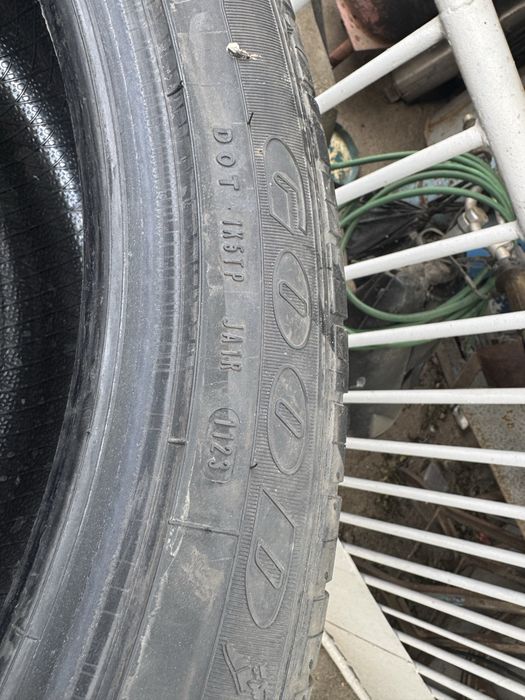 Гуми GoodYear Eagle F1 285/40 R22