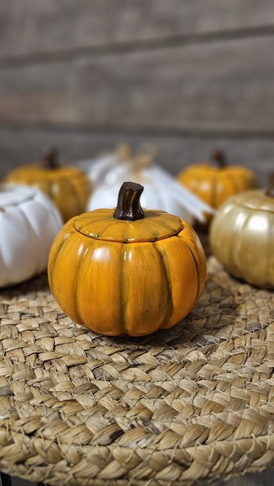 Декоративна керамична тиква с капаче