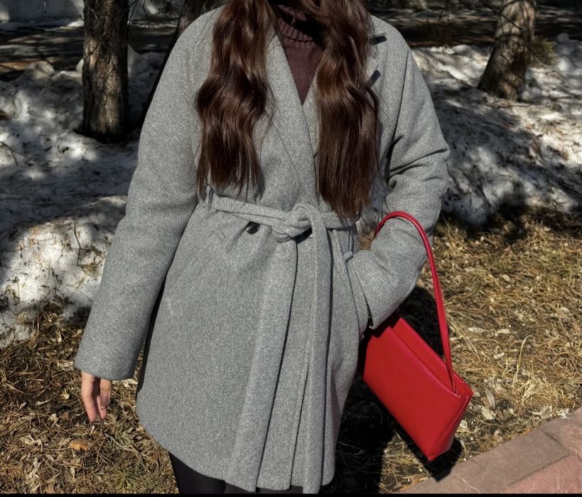 Продам укороченное пальто