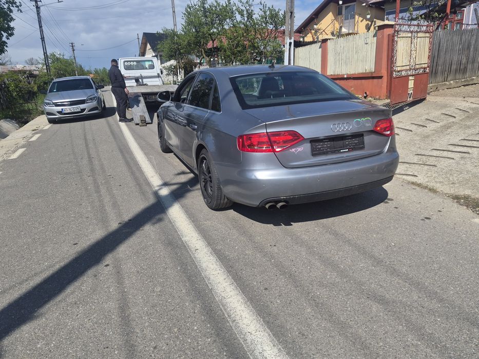 Dezmembrez audi a4 b8,1.8 benzina