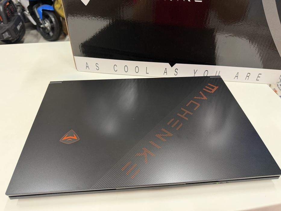 Продам игровой ноутбук Machenike