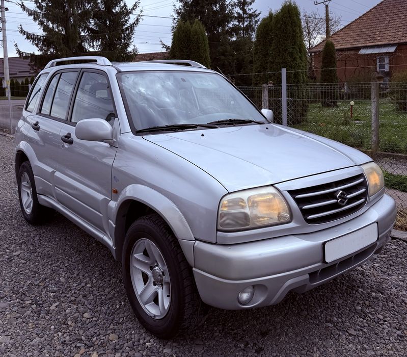 Suzuki Grand Vitara 2.0i 128CP 4x4 Mic\Mare *Recent Adusa*