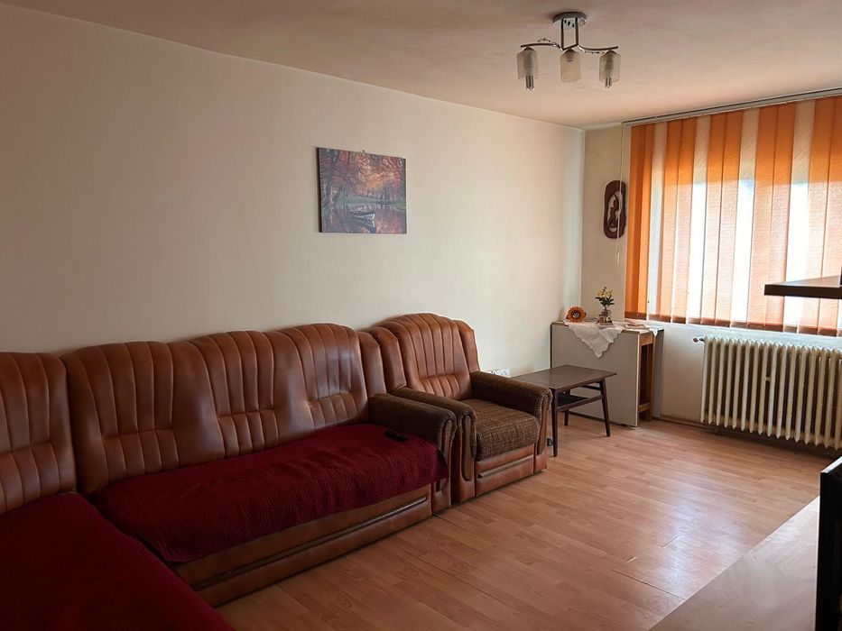 Inchiriez apartament 3 camere Marasesti