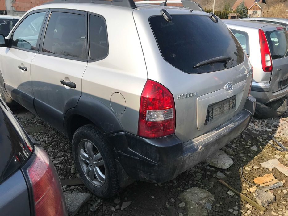 Dezmembrez/Piese HYundai Tucson 2008 2.0 Benzina 104 kW G4GC E4