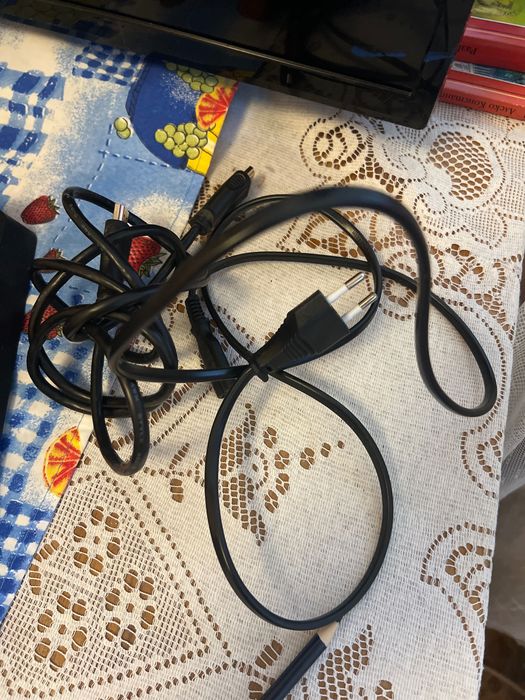 PS 4 slim с два джойстика