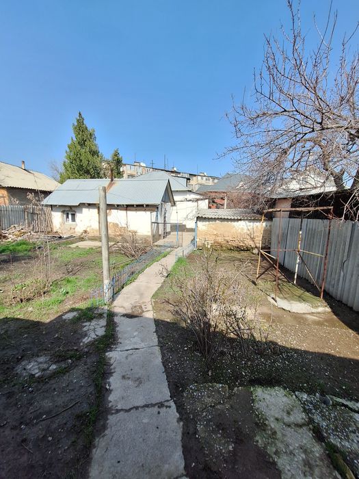 Продаётся дом в 11мкр